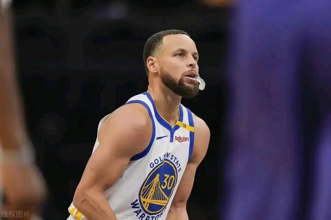 壹号-库里意外战胜澳大利亚队，比赛规则变更引爆全场！赛场气氛高涨(f1比利时站正赛回放)