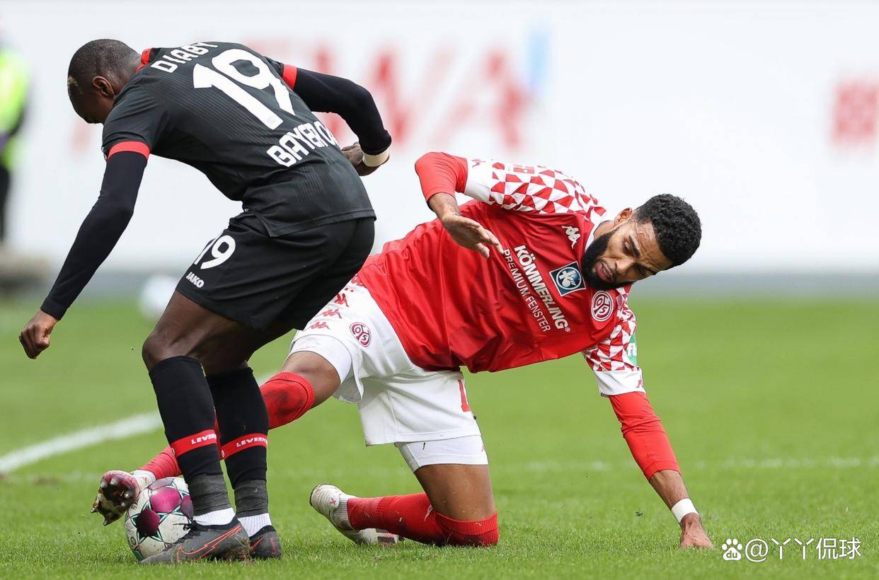 转会期德甲焦点战,马赛完成远射贴柱,引发热议,年轻球员获得机会的简单介绍 转会期德甲焦点战,马赛完成远射贴柱,引发热议,年轻球员获得机会的简单介绍