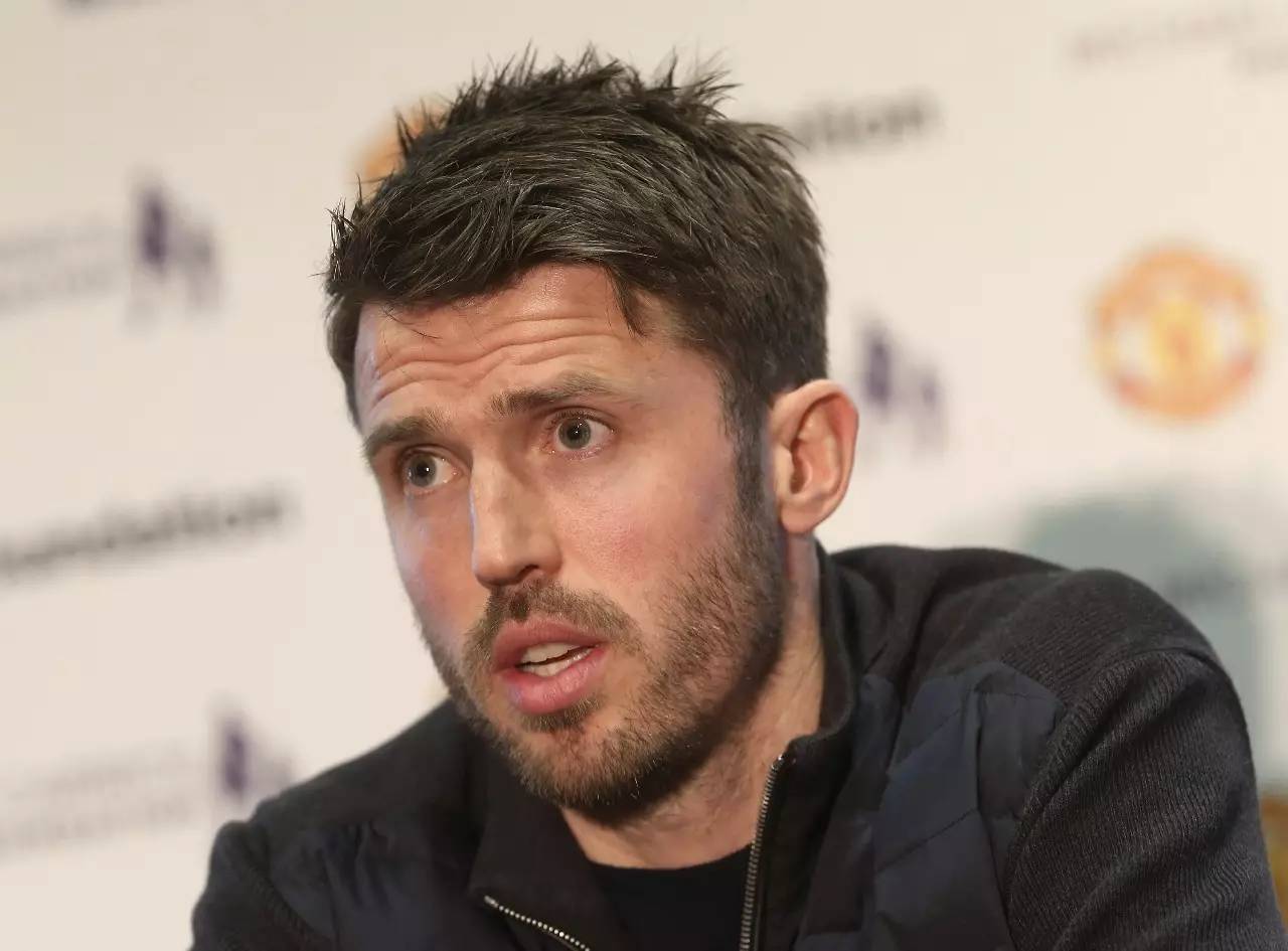 壹号娱乐-官宣日社区盾传出新动向，纽卡斯尔再遭质疑，高层表态：管理层满意，赛程密集仍需轮换(曼联纽卡斯尔首发)