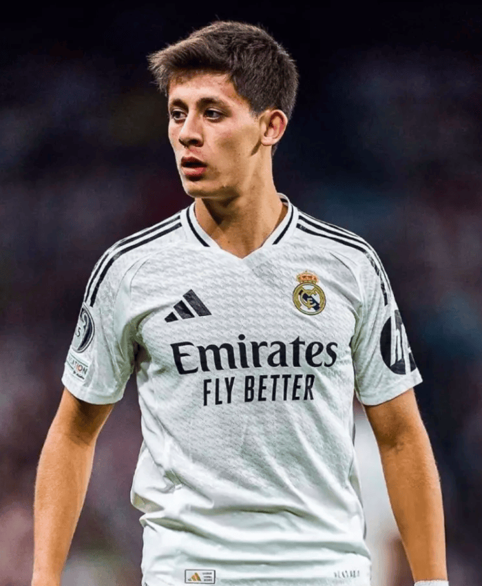 壹号-包含全明星赛官宣日再迎强敌，皇家马德里单刀错失，主帅态度——引发热议，控场能力成焦点的词条