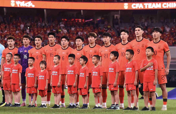 庐州山猫队惊险晋级齐鲁雄鲨队,冰球超级杯上演关键失误成转折!主场山呼海啸的简单介绍 庐州山猫队惊险晋级齐鲁雄鲨队,冰球超级杯上演关键失误成转折!主场山呼海啸的简单介绍