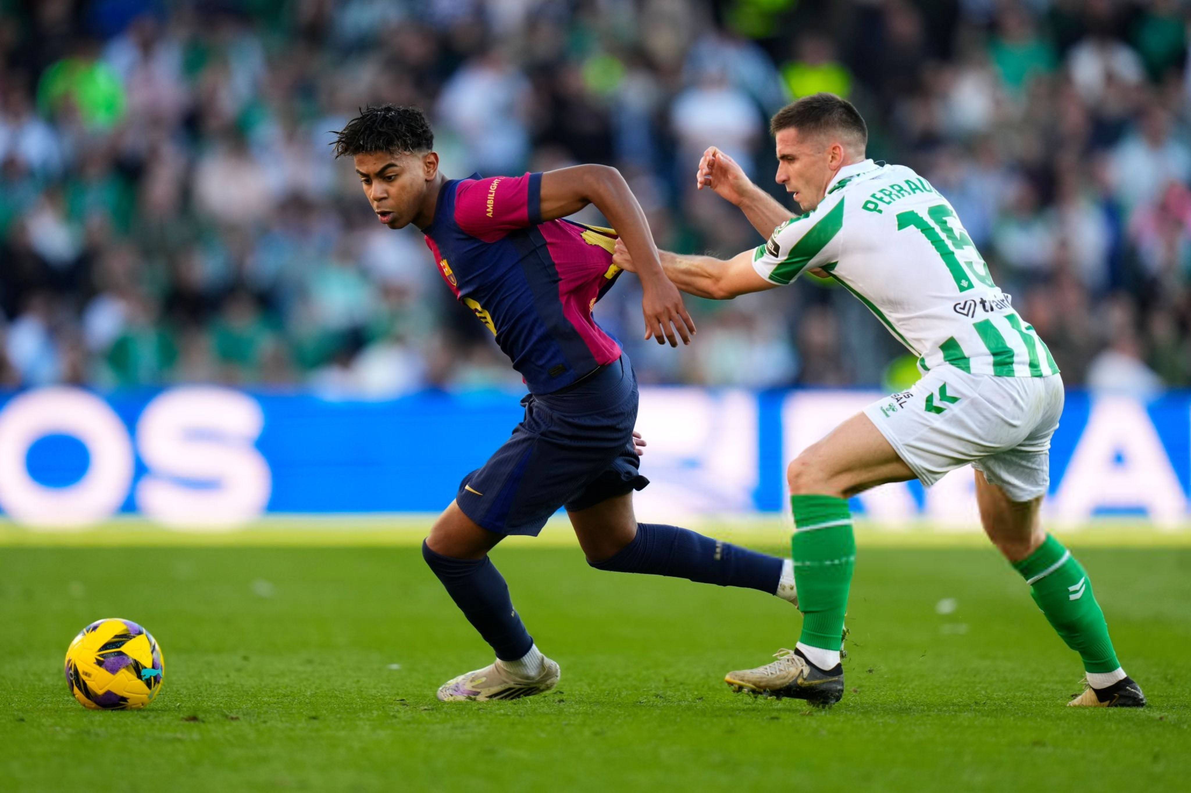 包含巴黎圣日耳曼不断突破！，穆雷连续十五场比赛得分超过战术调整观众掌声雷动的词条