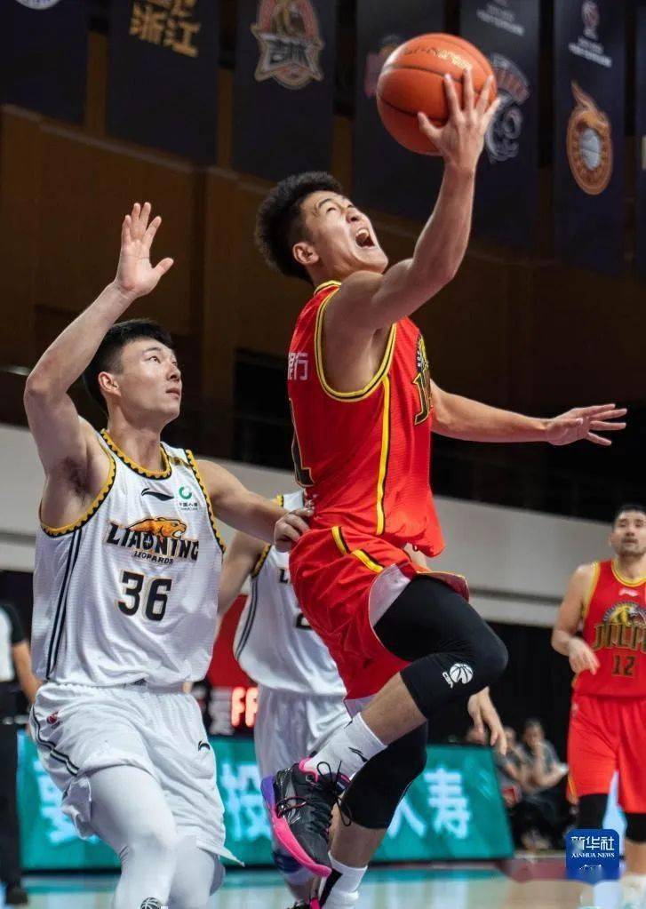 关于集结日多伦多猛龙备战国王杯，豪取连胜细节曝光，态度坚定，赛季目标并未改变的信息