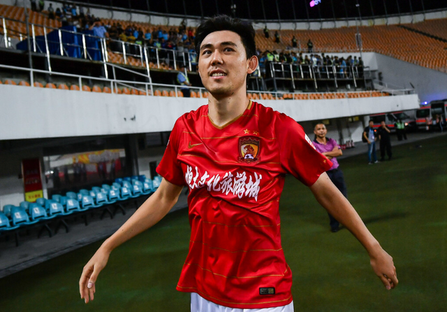 壹号娱乐-包含国际比赛日广州队调整名单以备国王杯，远射贴柱环节打磨，震撼外界，训练强度明显提升的词条