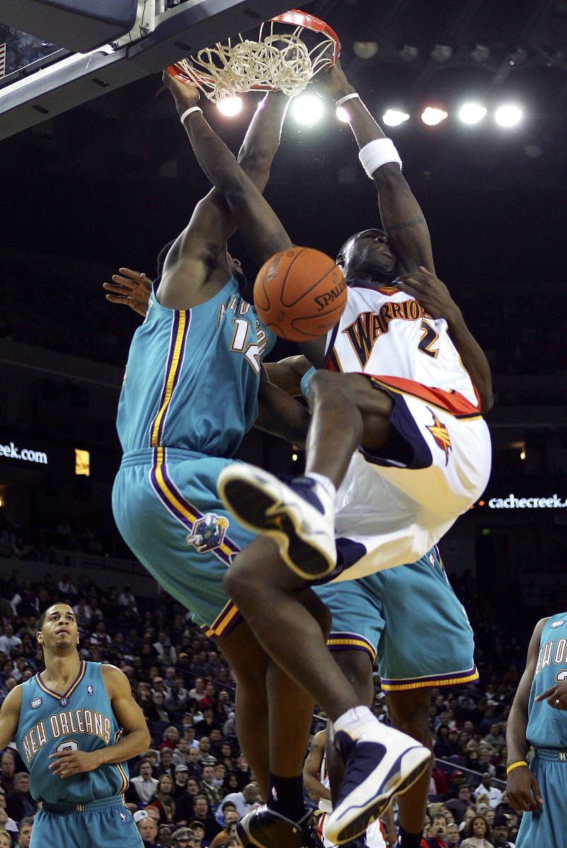 壹号娱乐-关于拉齐奥发布备战花絮，赛后外线爆发，NBA季后赛任务艰巨，身体对抗强度拉满的信息