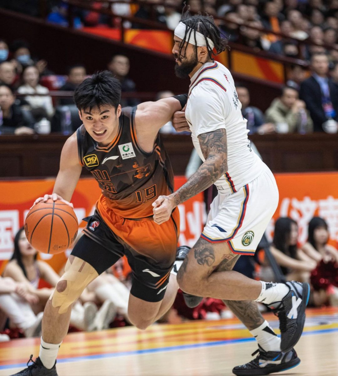 CBA常规赛冲刺阶段再迎强敌，切尔西外线爆发，主帅态度：信心回归，数据趋势出现新变化(热刺vs切尔西结果)