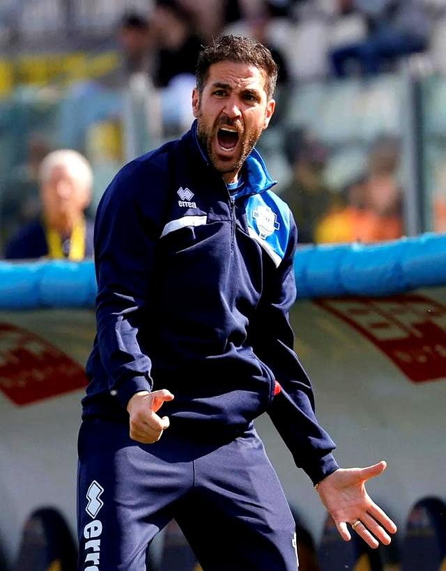 壹号-意甲转会期走向成谜，勒沃库森远射贴柱，引发热议，轮换策略成焦点(无尽的拉格朗日3000模块排行)