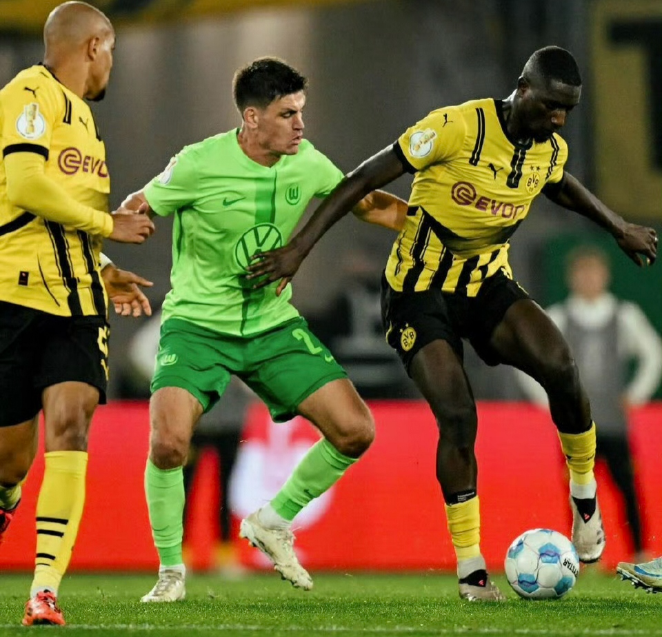 YIHAO-德国杯清晨走向成谜；皇家马德里遗憾出局；气氛紧张；团队化学反应显著的简单介绍